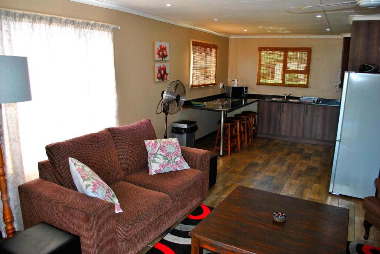 Forest View Cabins Tzaneen Extérieur photo